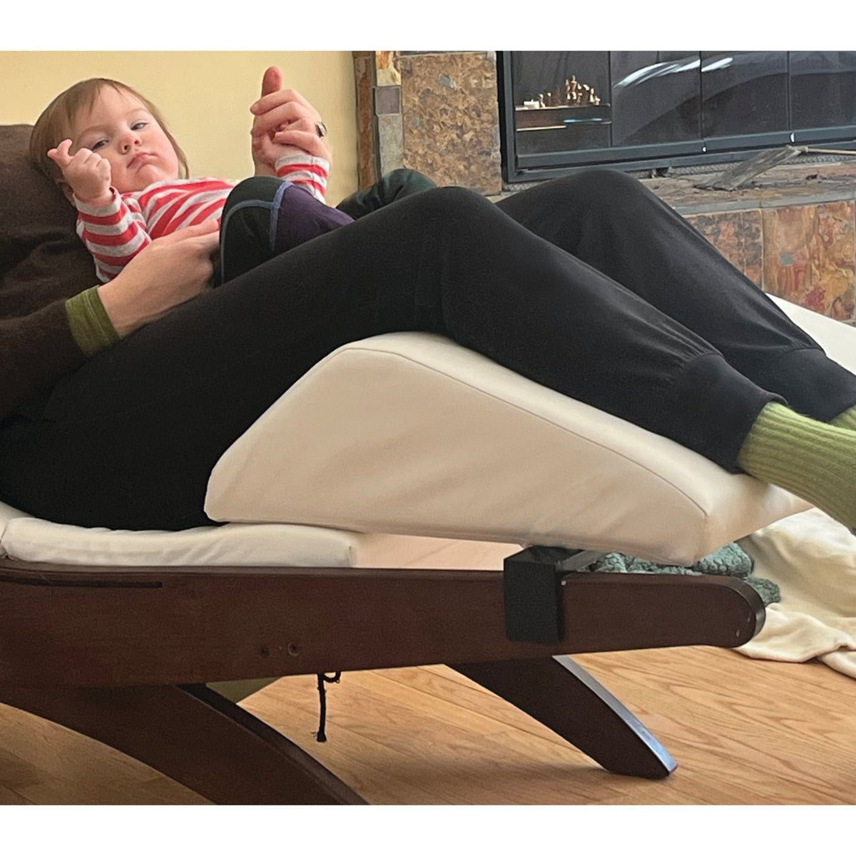 Breath Pedi-Lounge by Touch America