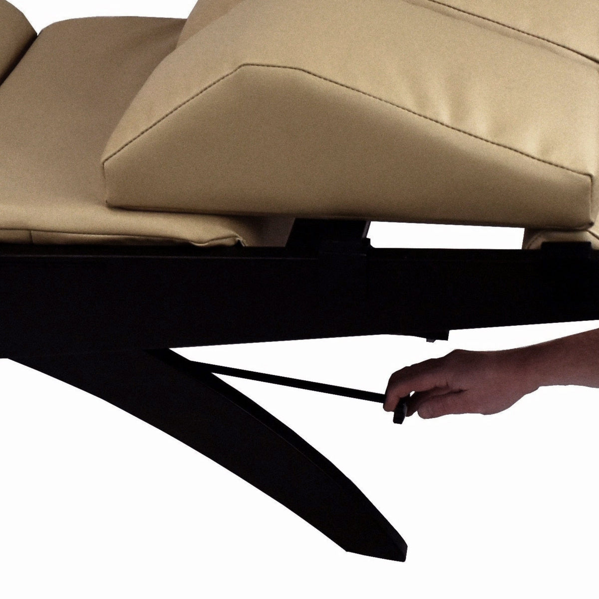 Breath Pedi-Lounge by Touch America