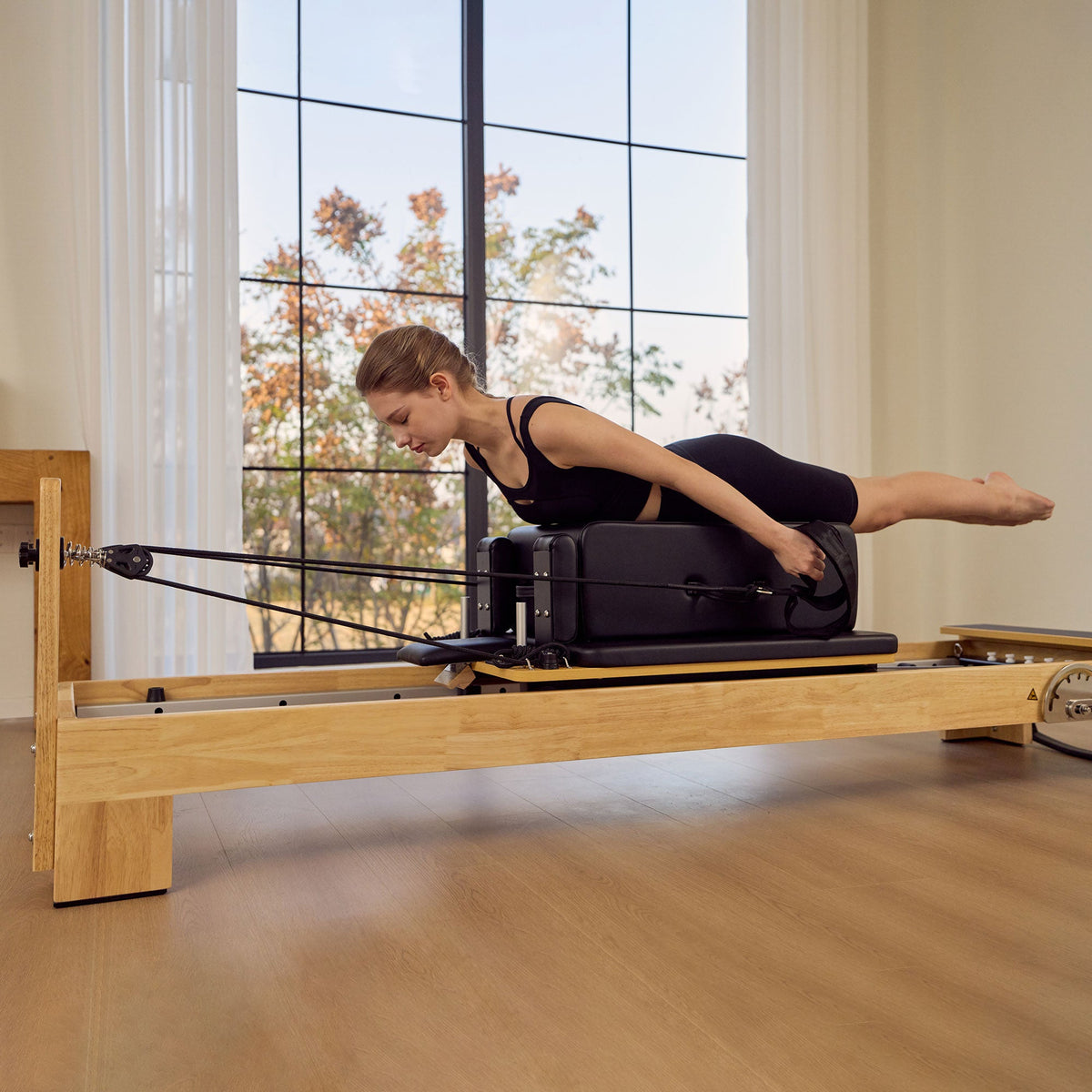 Master Massage - StudioSolid Stationary Pilates Reformer 60cm Maple Frame